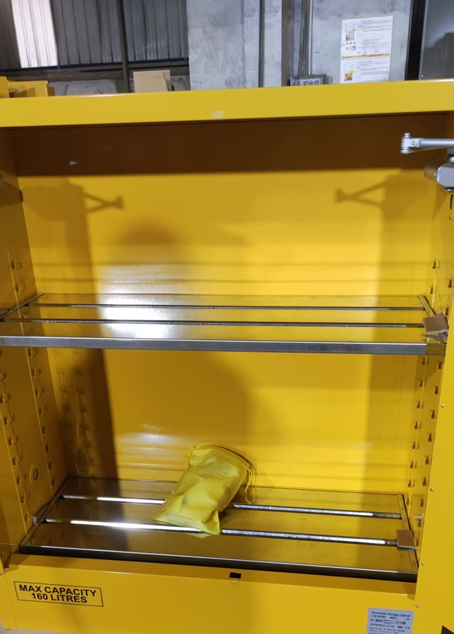 Industrial Safety Storage Equipment Shipment to Australia: Standardized Delivery with EN and VDMA Co